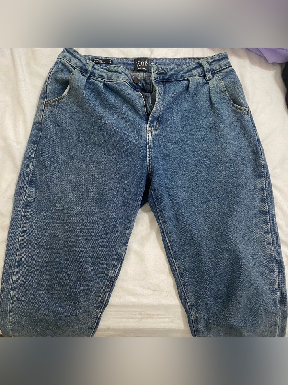 Women’s Mom Jeans in Medium Blue